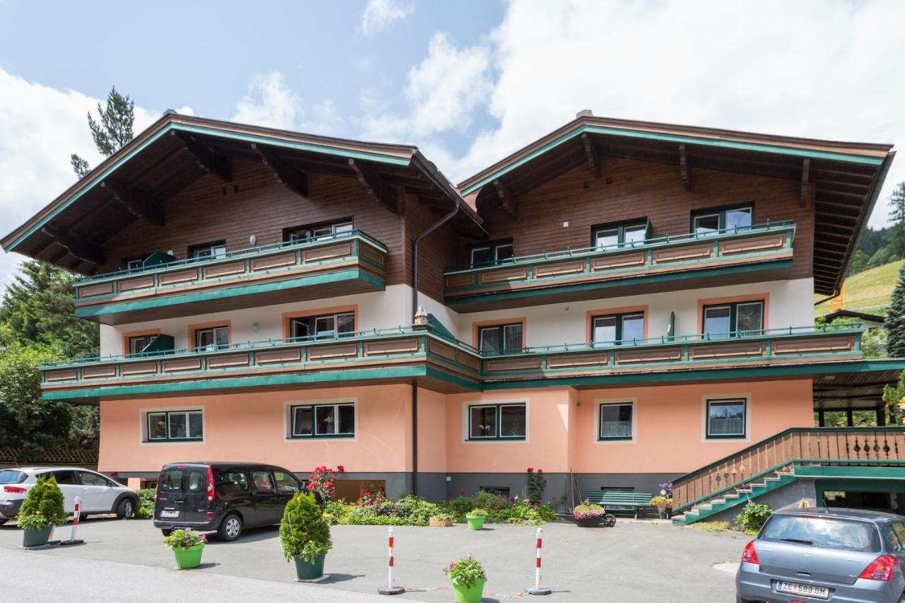 Pension Ahorn Saalbach-Hinterglemm Exterior photo